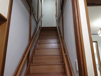 忠岡町 W様邸｜急勾配の階段を架け替え、家族の安心とスムーズな家事動線を叶えた全面リフォーム（約420万円・工期25日）