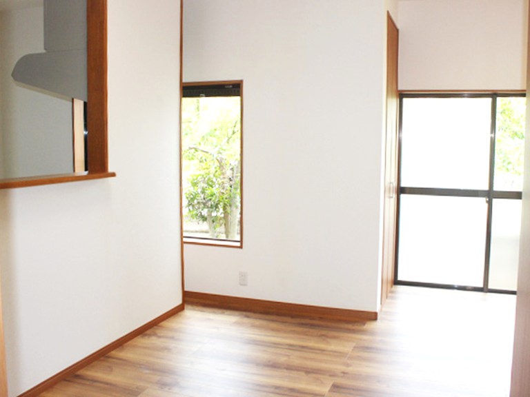 岸和田市 I様邸｜和風の瓦屋根からスレート屋根に一新。間取り変更も叶えた全面リフォーム（約1050万円・工期30日）