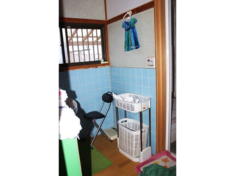 岸和田市洗面台ビフォー